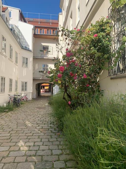 Kleines Stadthaus In Toplage * Wien